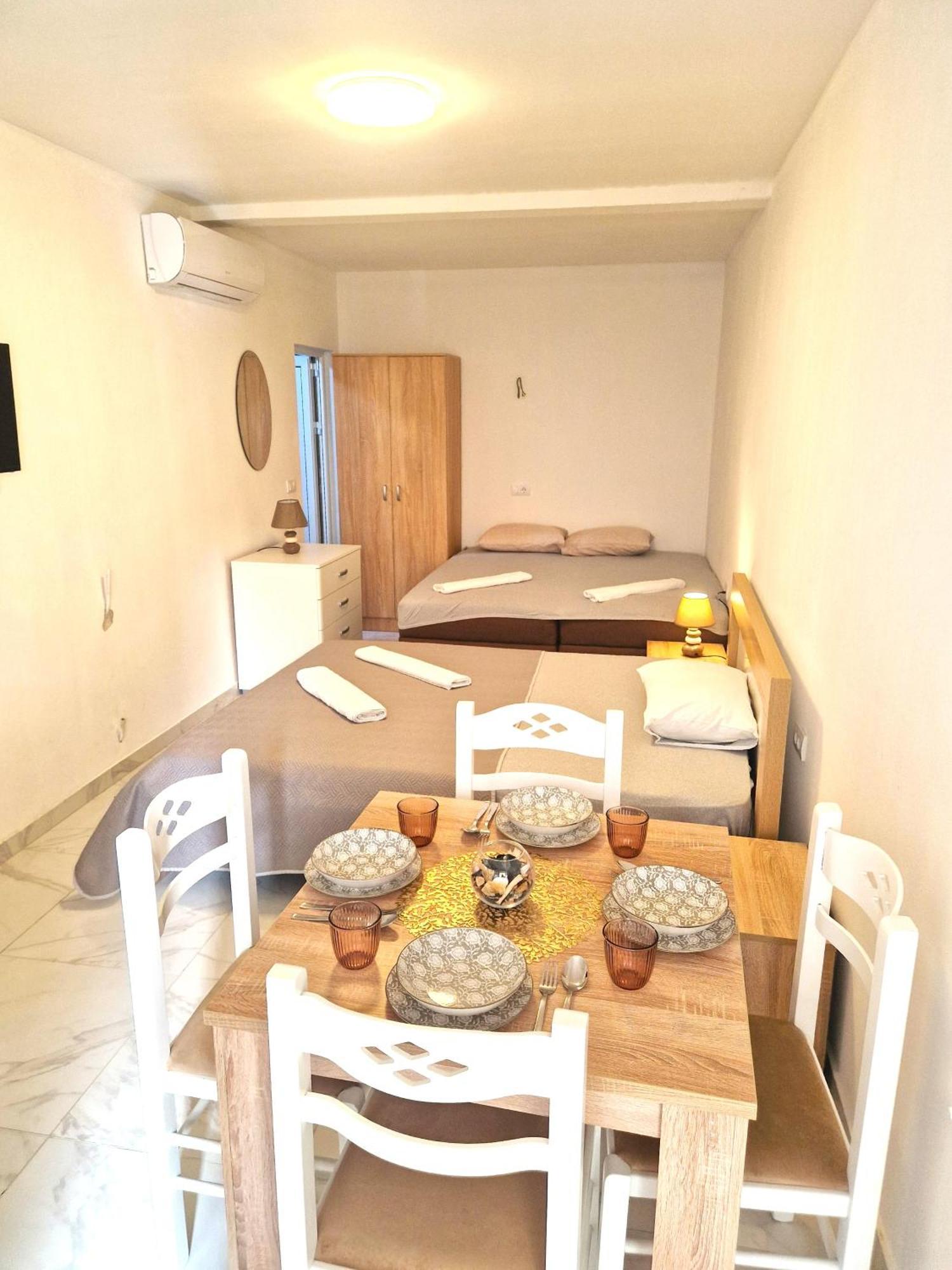 Ivana Apartments Ulcinj Buitenkant foto