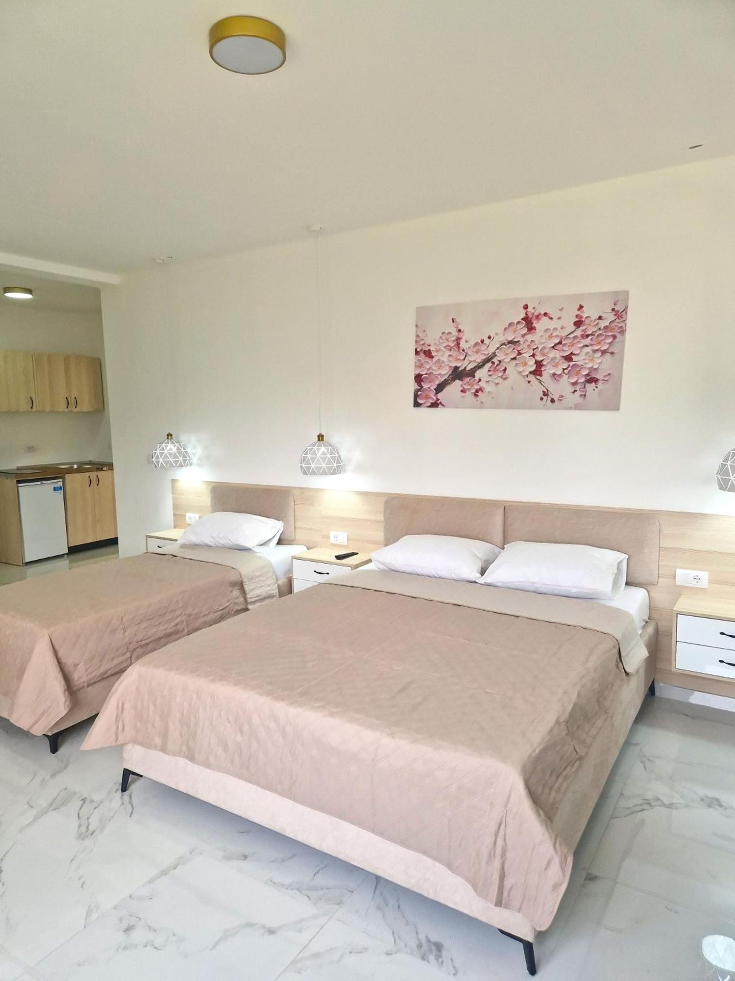 Ivana Apartments Ulcinj Buitenkant foto