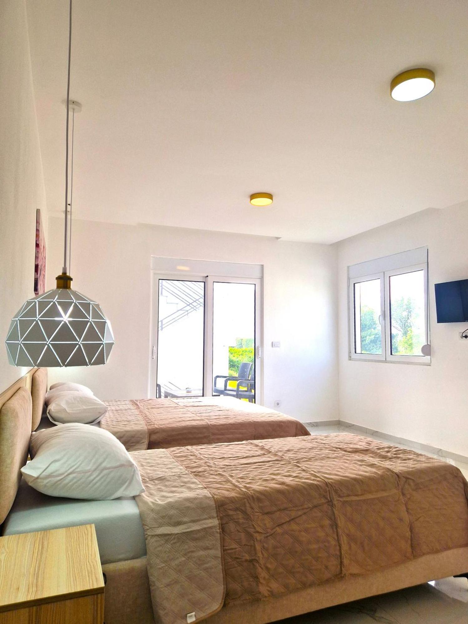 Ivana Apartments Ulcinj Buitenkant foto
